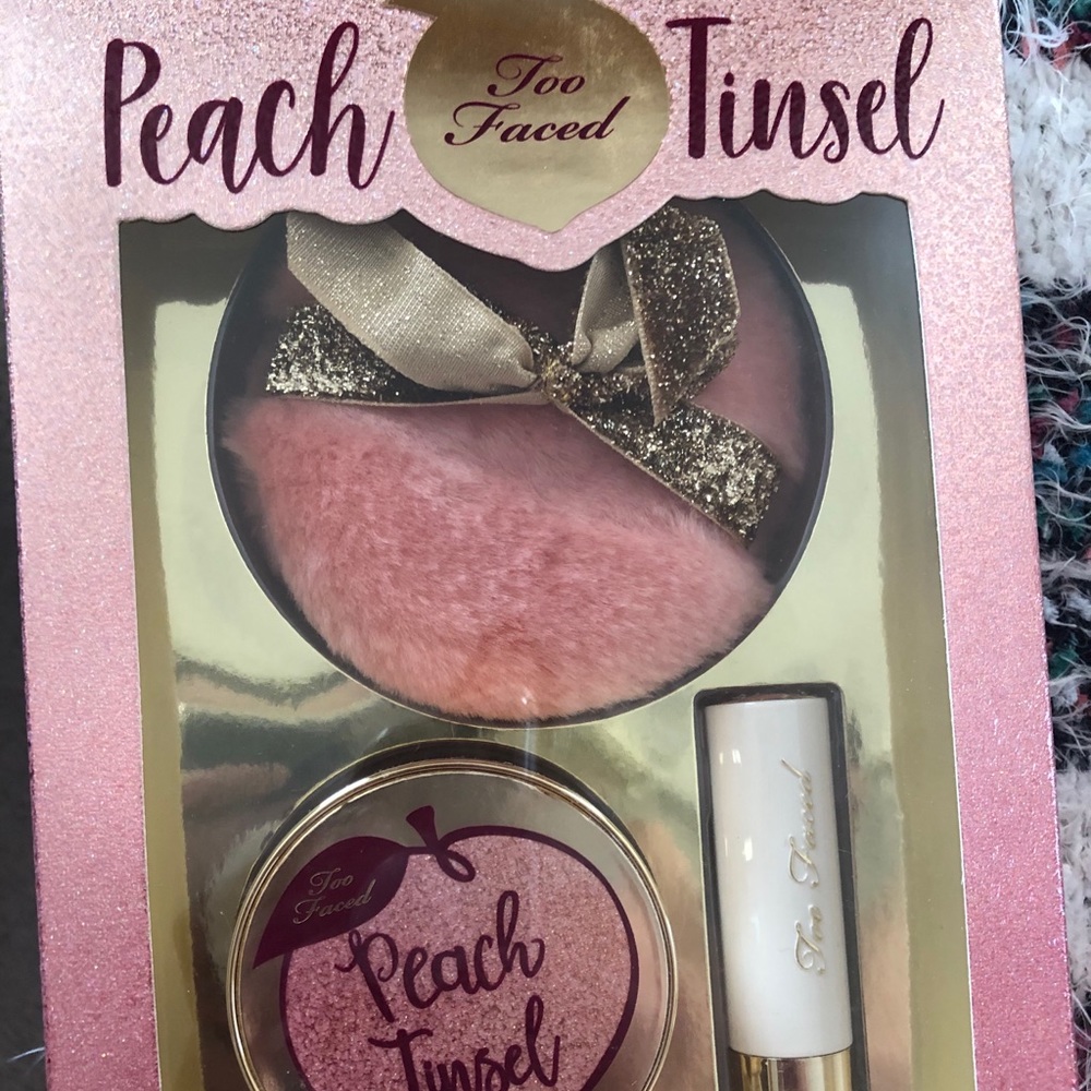 Too Faced Peach Tinsel set new in box